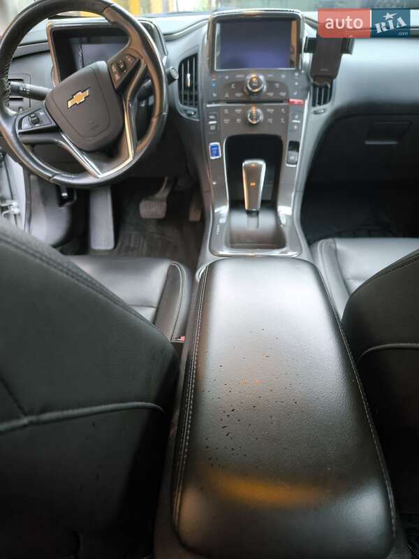 Хетчбек Chevrolet Volt 2013 в Києві фото 26 Хетчбек Chevrolet Volt 2013 в Києві