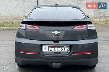 Хэтчбек Chevrolet Volt 2015 в Киеве