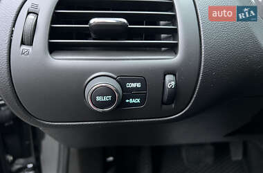 Хэтчбек Chevrolet Volt 2015 в Киеве