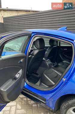 Хэтчбек Chevrolet Volt 2017 в Ивано-Франковске