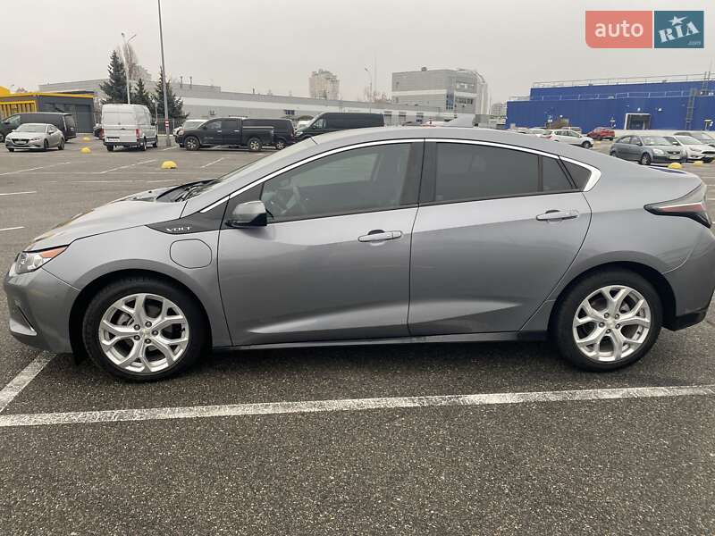 Хетчбек Chevrolet Volt 2018 в Києві