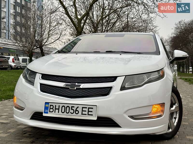 Хэтчбек Chevrolet Volt 2015 в Одессе