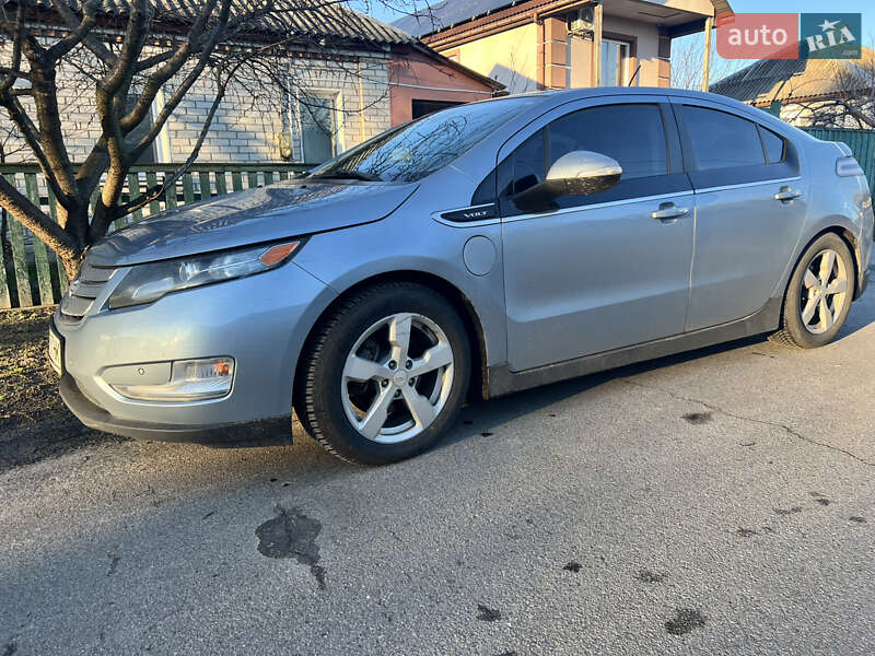 Хэтчбек Chevrolet Volt 2014 в Броварах