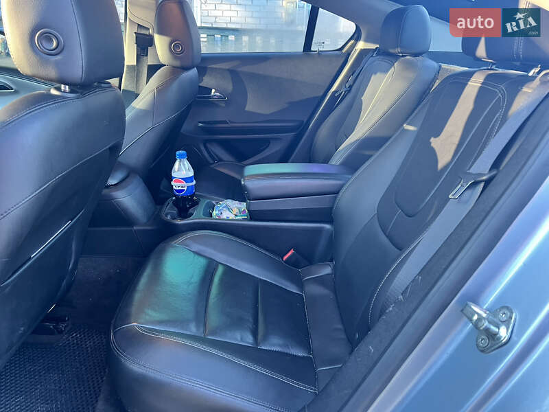 Хэтчбек Chevrolet Volt 2014 в Броварах