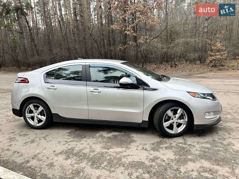 Хетчбек Chevrolet Volt 2013 в Броварах
