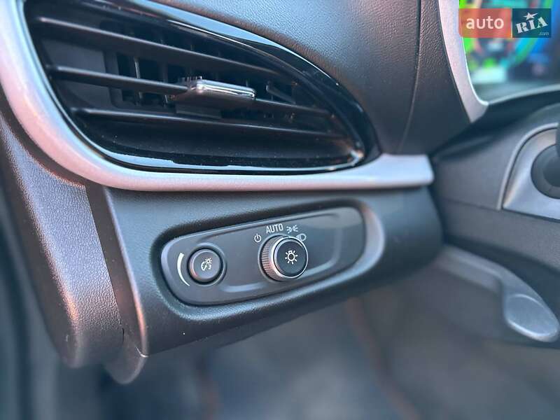 Хэтчбек Chevrolet Volt 2017 в Коломые