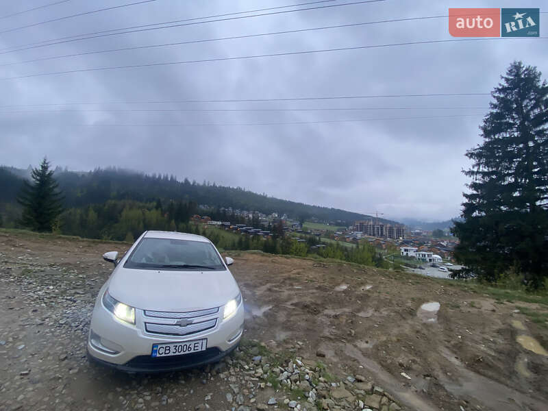 Хэтчбек Chevrolet Volt 2013 в Киеве фото 7 Хэтчбек Chevrolet Volt 2013 в Киеве
