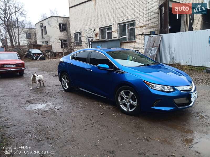 Хэтчбек Chevrolet Volt 2016 в Стрые