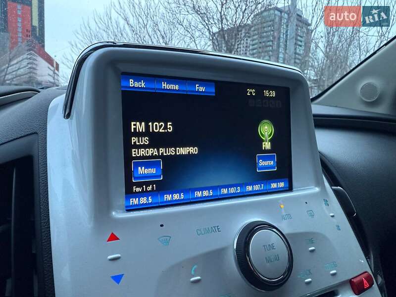 Хэтчбек Chevrolet Volt 2012 в Днепре