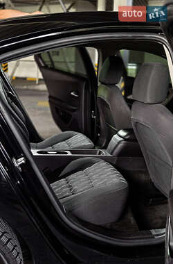 Хэтчбек Chevrolet Volt 2012 в Одессе