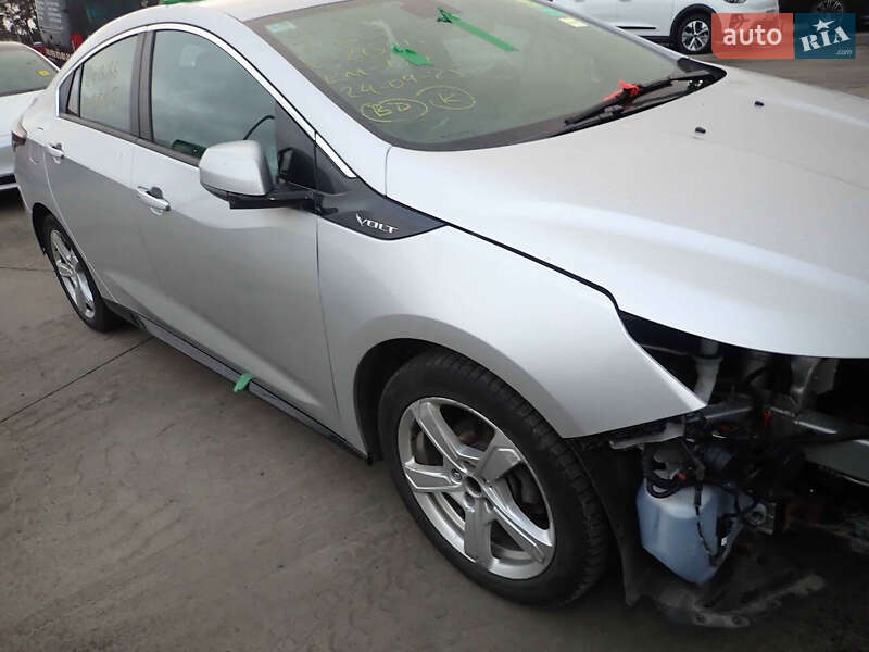Хэтчбек Chevrolet Volt 2017 в Львове