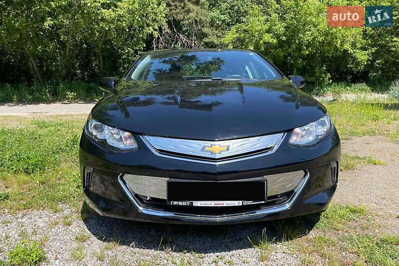 Хэтчбек Chevrolet Volt 2018 в Киеве