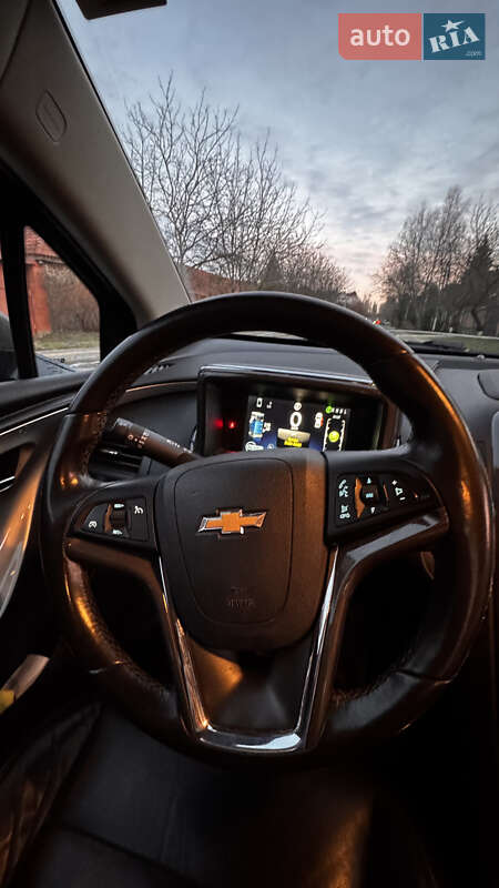 Хэтчбек Chevrolet Volt 2013 в Киеве