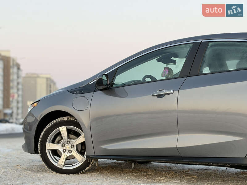 Хэтчбек Chevrolet Volt 2018 в Виннице