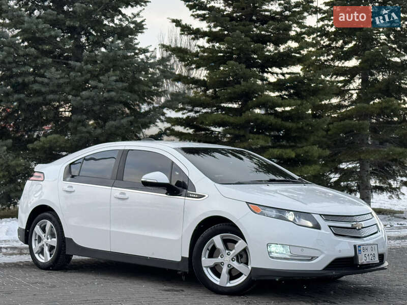 Хэтчбек Chevrolet Volt 2015 в Одессе фото 7 Хэтчбек Chevrolet Volt 2015 в Одессе
