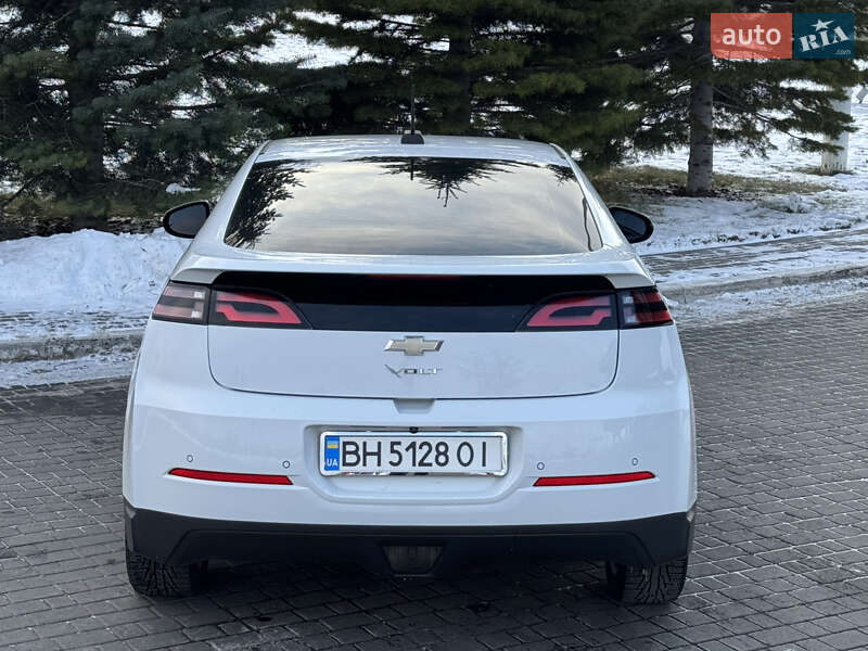 Хэтчбек Chevrolet Volt 2015 в Одессе фото 15 Хэтчбек Chevrolet Volt 2015 в Одессе