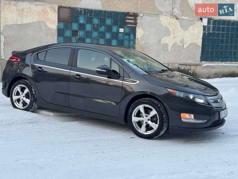 Хэтчбек Chevrolet Volt 2013 в Киеве