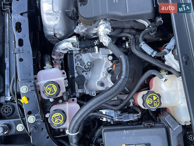 Хетчбек Chevrolet Volt 2017 в Луцьку