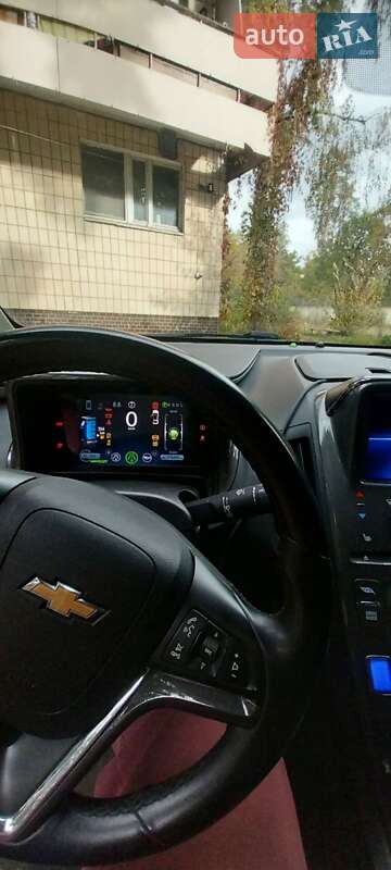 Хэтчбек Chevrolet Volt 2011 в Киеве