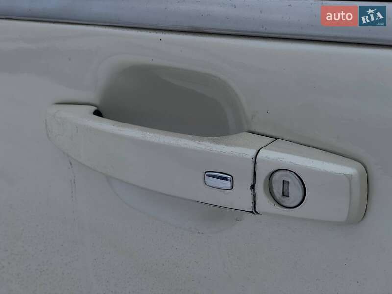 Хэтчбек Chevrolet Volt 2012 в Киеве фото 18 Хэтчбек Chevrolet Volt 2012 в Киеве