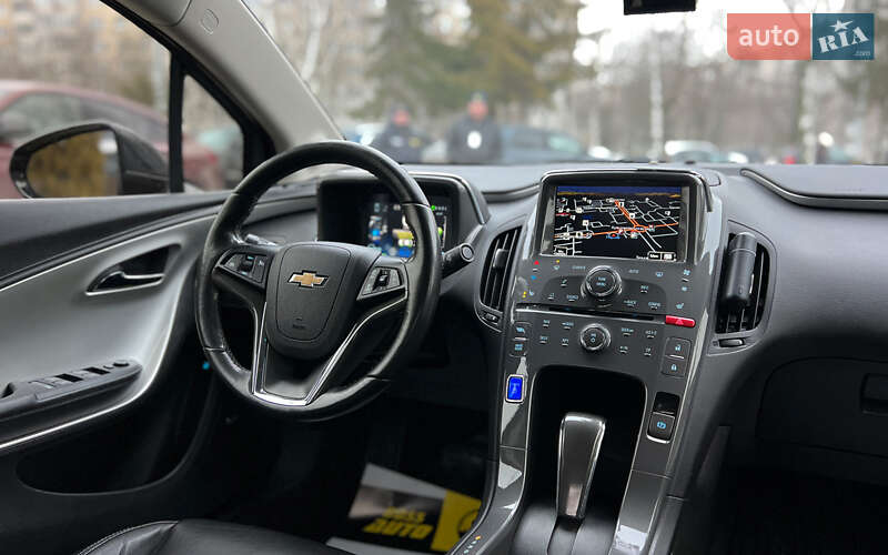 Хэтчбек Chevrolet Volt 2015 в Львове