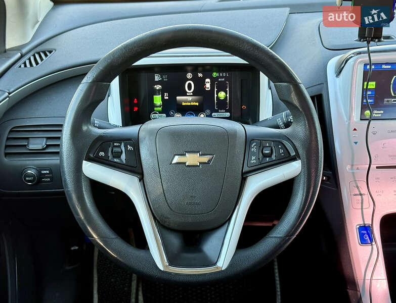 Хетчбек Chevrolet Volt 2013 в Києві