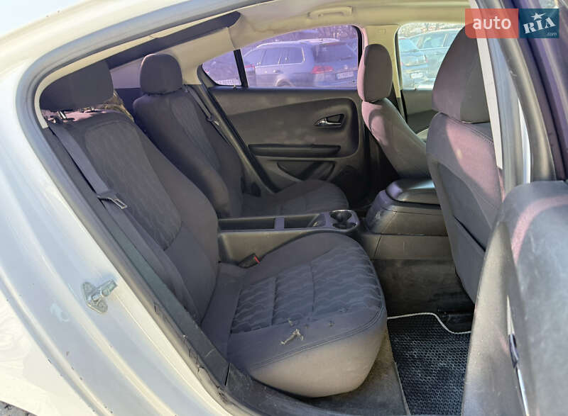 Хетчбек Chevrolet Volt 2013 в Києві