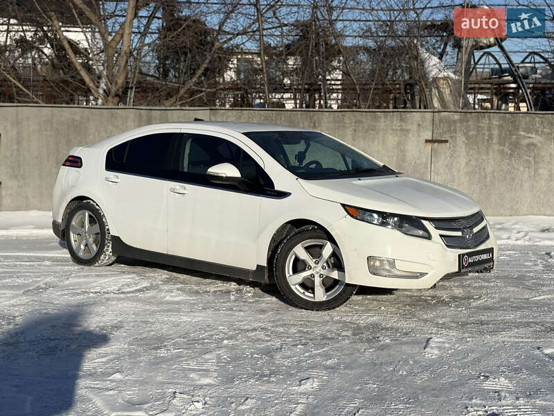 Хетчбек Chevrolet Volt 2013 в Києві