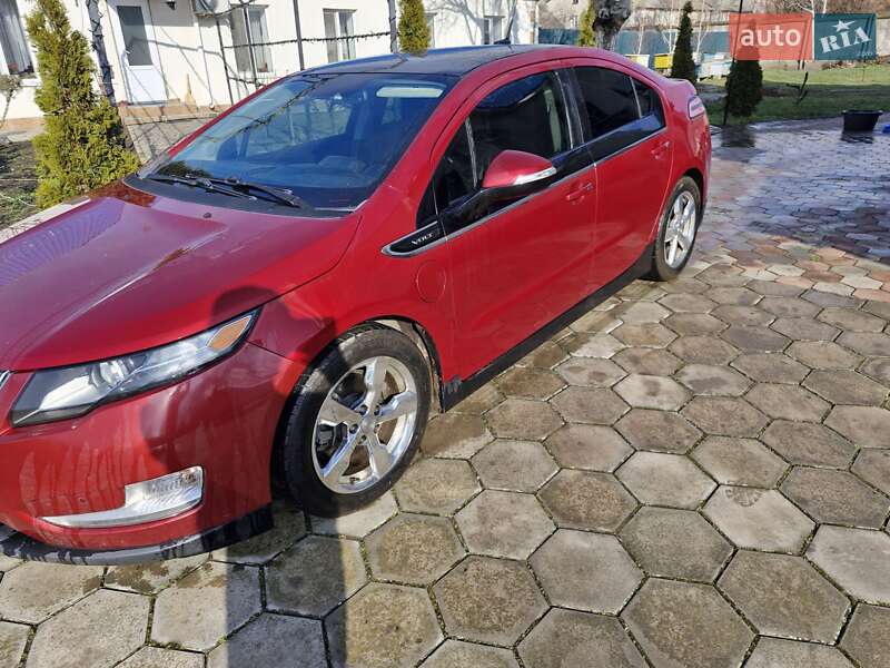 Хэтчбек Chevrolet Volt 2011 в Овидиополе