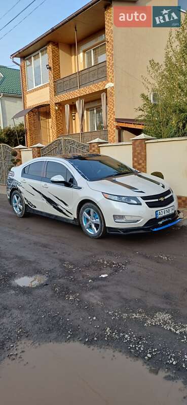 Хэтчбек Chevrolet Volt 2011 в Ужгороде фото Хэтчбек Chevrolet Volt 2011 в Ужгороде