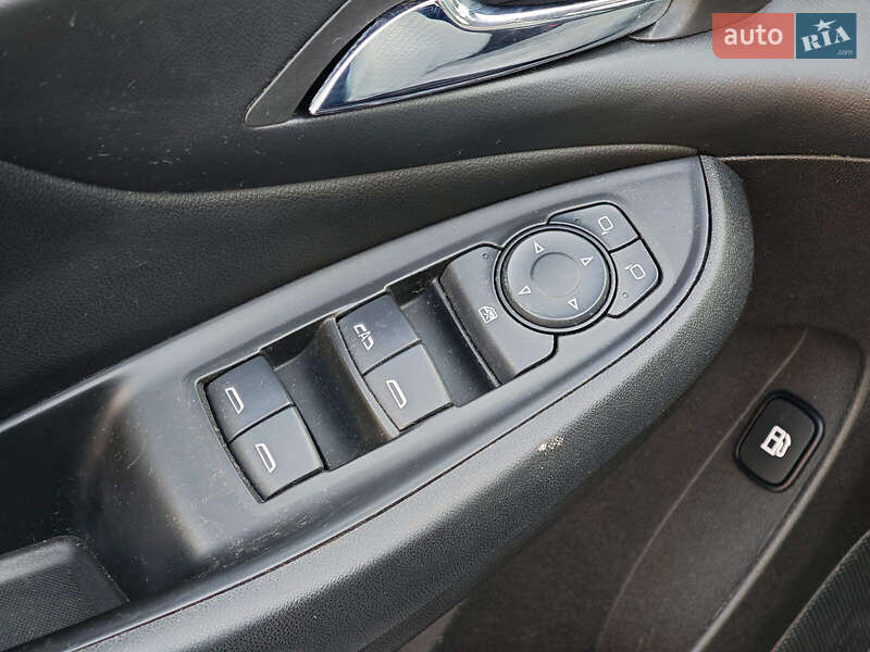 Хэтчбек Chevrolet Volt 2016 в Харькове фото 15 Хэтчбек Chevrolet Volt 2016 в Харькове