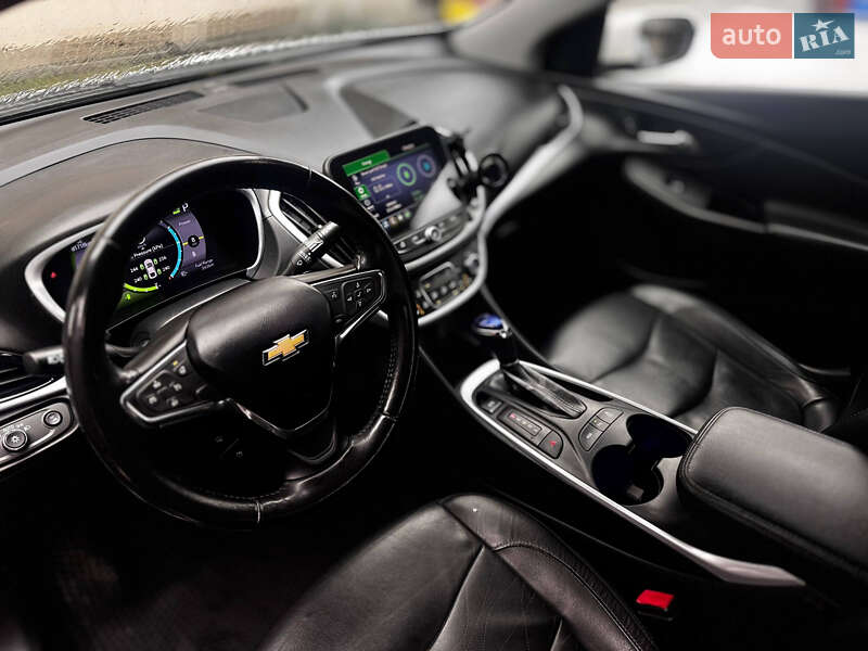 Хетчбек Chevrolet Volt 2019 в Сторожинці