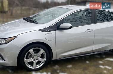 Хэтчбек Chevrolet Volt 2018 в Киеве