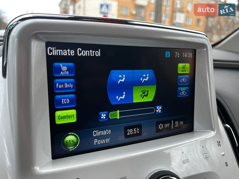 Хетчбек Chevrolet Volt 2011 в Чернігові