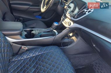 Хетчбек Chevrolet Volt 2016 в Дніпрі