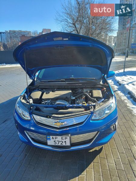 Хетчбек Chevrolet Volt 2016 в Дніпрі