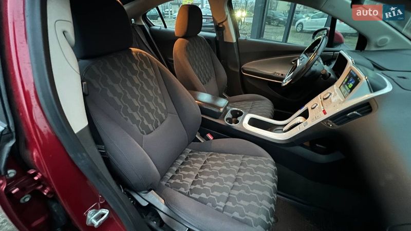 Хетчбек Chevrolet Volt 2012 в Києві