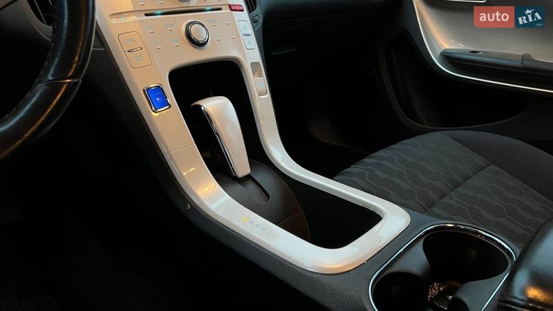 Хетчбек Chevrolet Volt 2012 в Києві