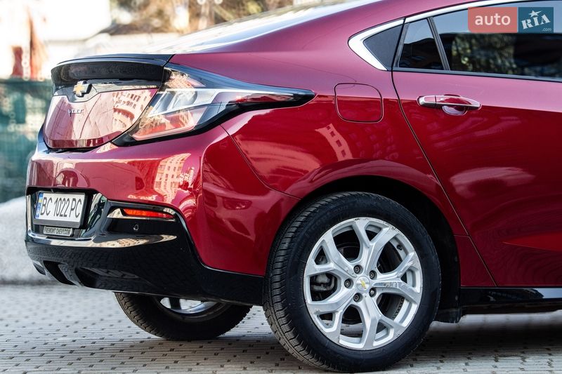 Хэтчбек Chevrolet Volt 2017 в Львове