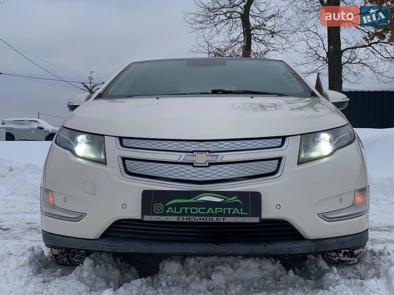 Хэтчбек Chevrolet Volt 2012 в Киеве