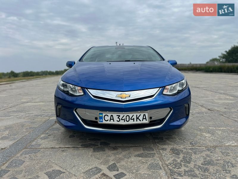 Хэтчбек Chevrolet Volt 2016 в Киеве