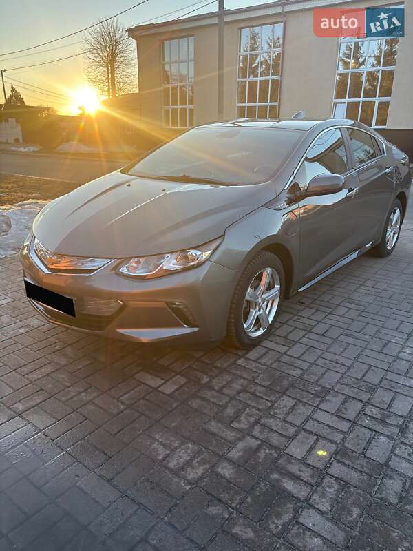 Хетчбек Chevrolet Volt 2017 в Зіньківі