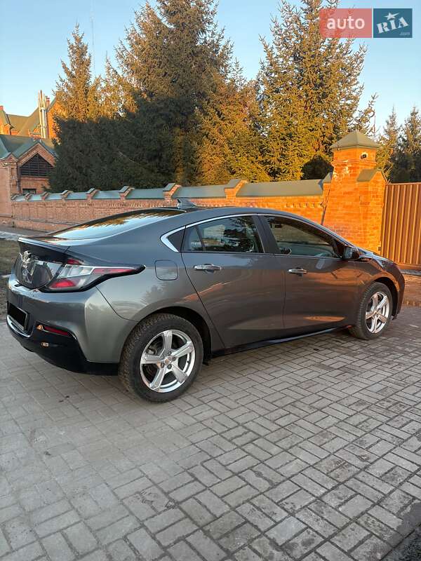 Хетчбек Chevrolet Volt 2017 в Зіньківі