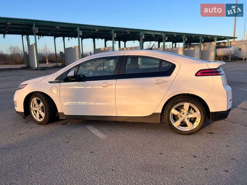 Хетчбек Chevrolet Volt 2013 в Кропивницькому