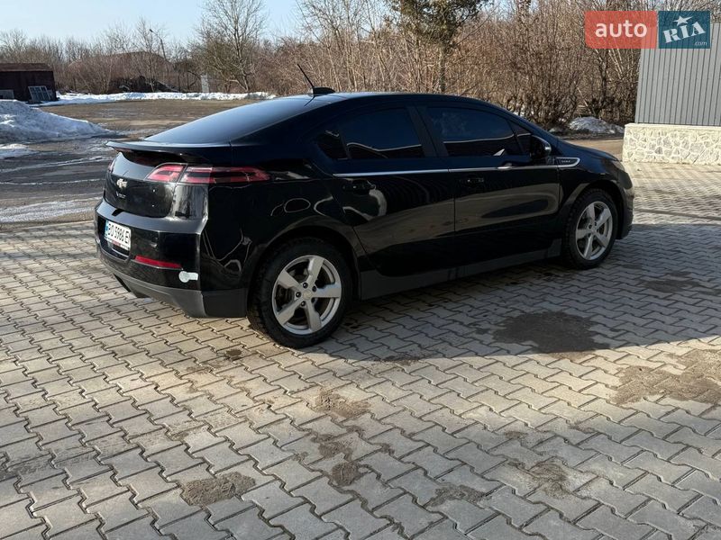 Хэтчбек Chevrolet Volt 2014 в Тернополе