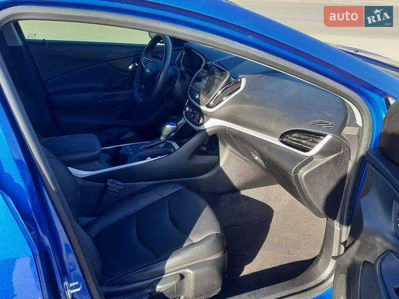 Хэтчбек Chevrolet Volt 2018 в Житомире