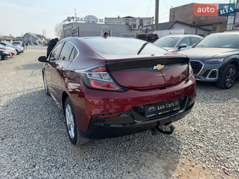 Хэтчбек Chevrolet Volt 2015 в Ивано-Франковске