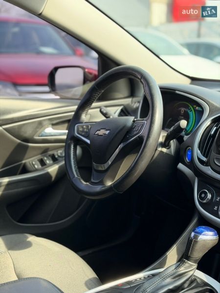 Хэтчбек Chevrolet Volt 2015 в Ивано-Франковске