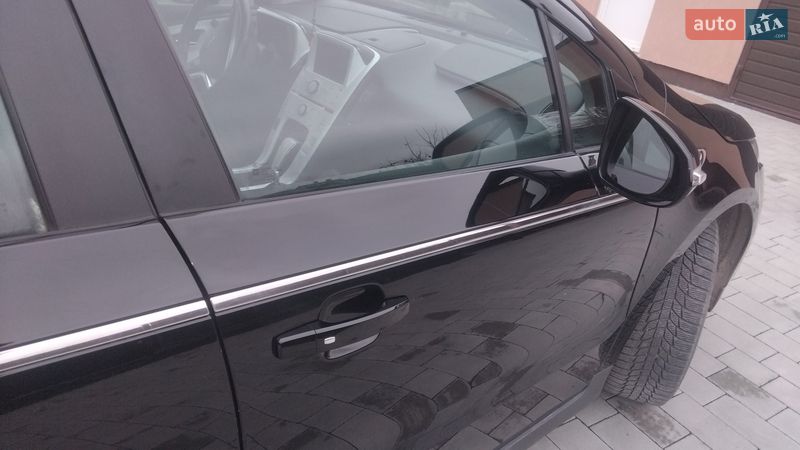Хэтчбек Chevrolet Volt 2012 в Львове