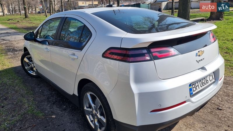 Хэтчбек Chevrolet Volt 2015 в Одессе